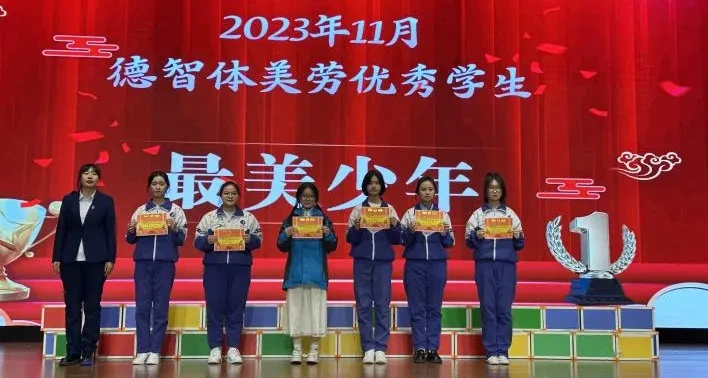 篮球双球训练要注意什么_0